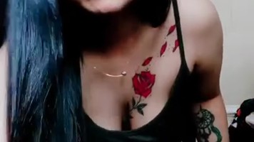 Juminten Kocok Memek Sampai Crot