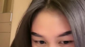 Celina Mode Goyang Ebot Tampil Cantik