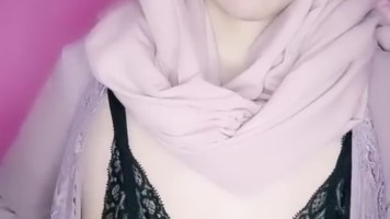 Bokep Jilbab Tante RGM Dona Spill Uting Toket Mungilnya ID 91933642 Mango