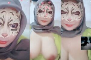 Renaa Hijabers Nakal Pamer Toket Pentilnya Pink Dream