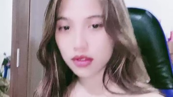 Susu Basah Echa Sungguh Menggoda Telanjang Dada Mango